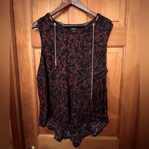 Torrid Chain Multicolored Blouse Size 3